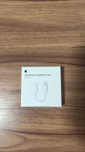 Оригинальный переходник Apple Lightning 3.5 mm (Headphone Jack)