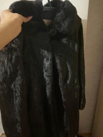 Продам норковую шубу