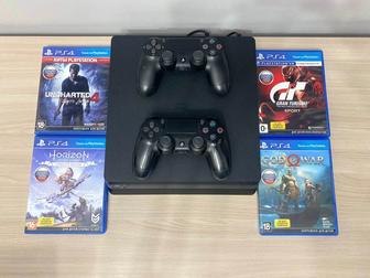 Консоль PS4