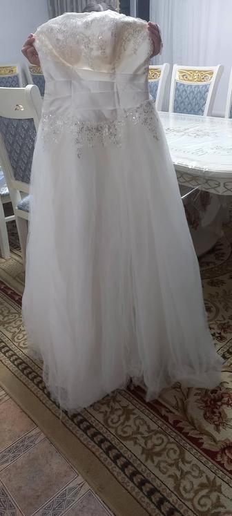 Свадебный платье