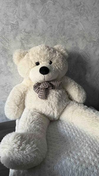 Плюшевый мишка