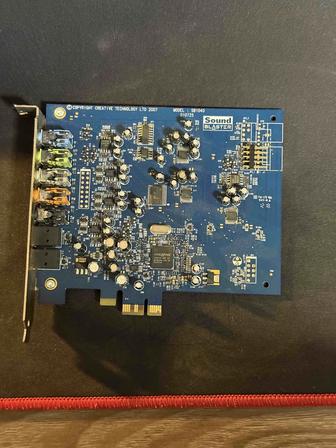 Звуковая карта Creative SB1040 Sound
Blaster X-fi Xtreme Audio PCI-E
