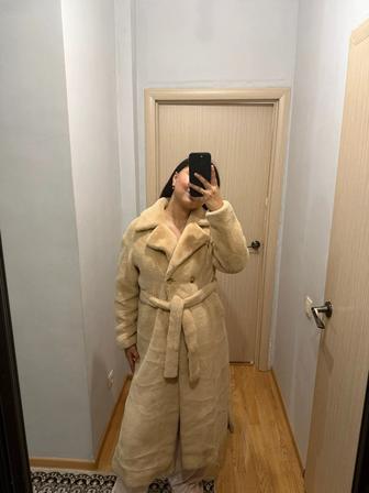 Продам эко шубу почти новая