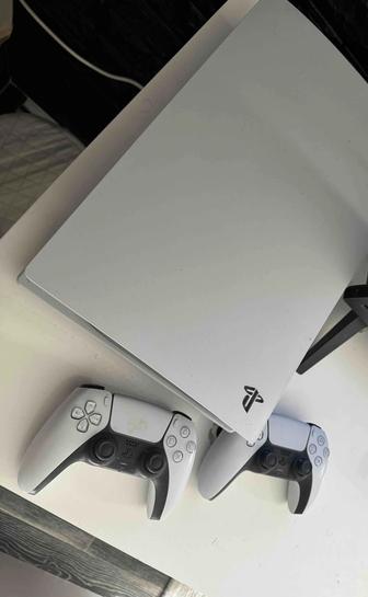Продаю Sony PlayStation 5