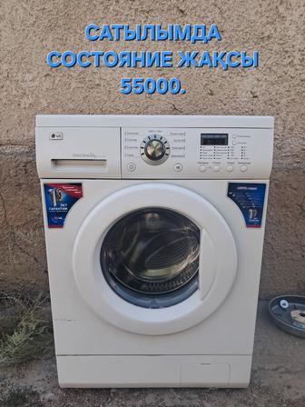 Продается стиральная машинка 5кг.