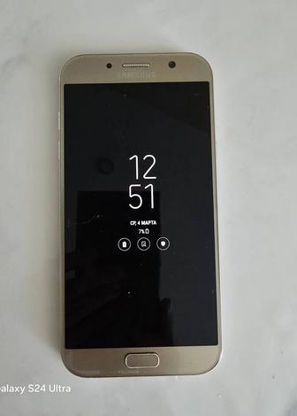 Продам Samsung Galaxy A 7 б/у