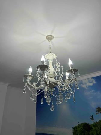 Продам комплект люстр