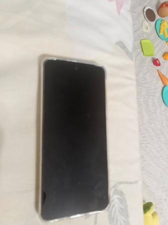 Смартфон виво у29 отличном состоянии практически новый