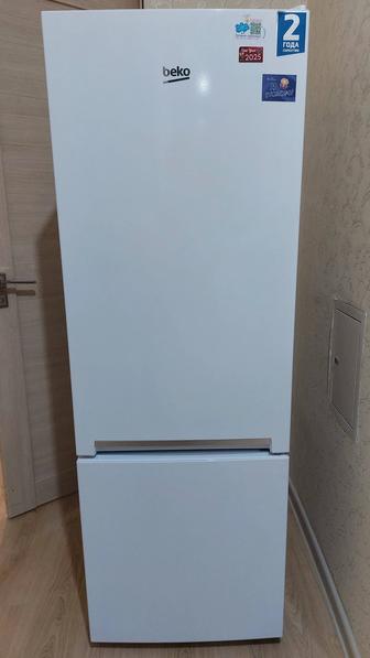 Срочно! Продам холодильник