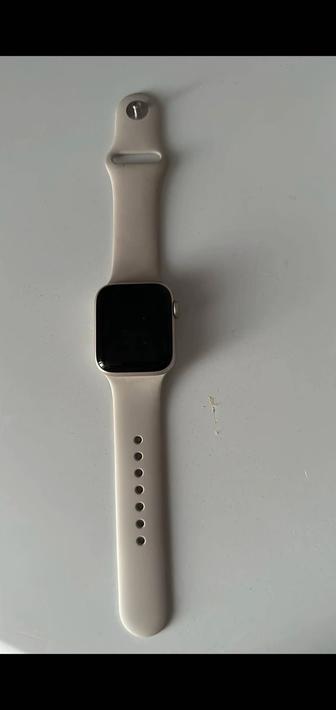 Продам Apple Watch Se (40mm)