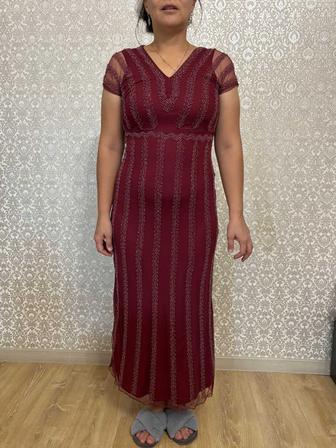 Платье вечернее