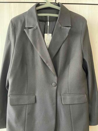 Одежда пиджак женский новый 54-56 размера