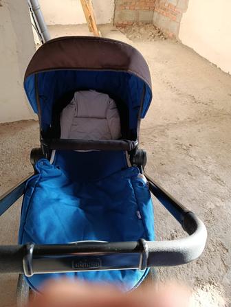 Продам коляску чика