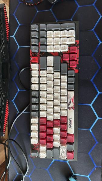 Игровой набор Механическая клавиатура Мышь Наушники