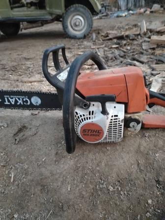 Продам бензопила Штиль 250.