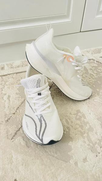 Лининг оригинал Кроссовки