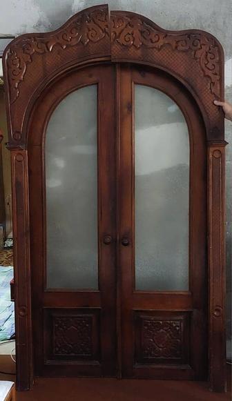 Продам двери б/у с аркой закругленные