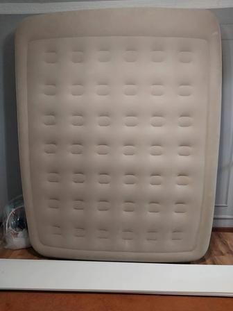 Надувной матрас