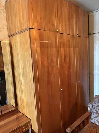 Отдам шкаф