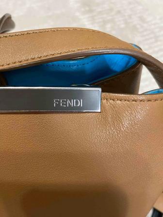 Продам сумку от бренда FENDI