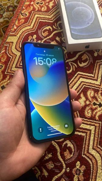 Продаю свой телефон Айфон 12 память 128Gb