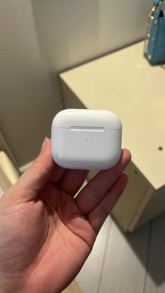 Кейс от наушников AirPods 3