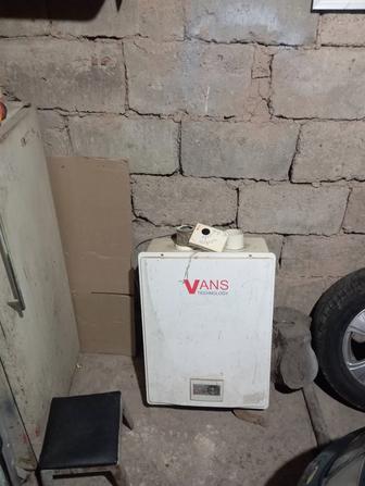 Продам котел отопления