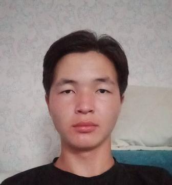Официант / официантка