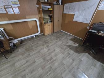 Делаю уборку после ремонта и чисто.