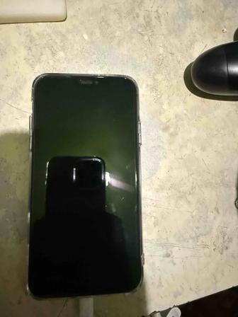 Продам айфон 11, 64 gb iPhone