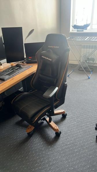 Кресло dxracer