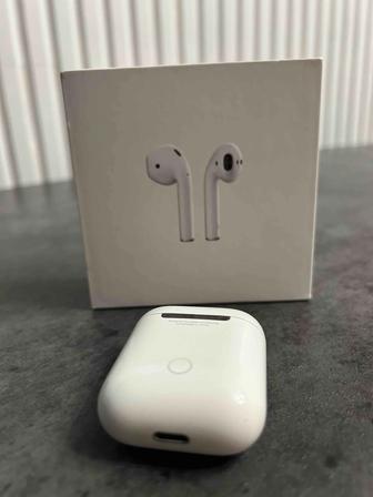 Продам AirPods (шнур, коробка, документы в комплекте)