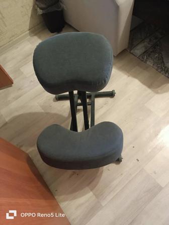 Продам ортопедический стул