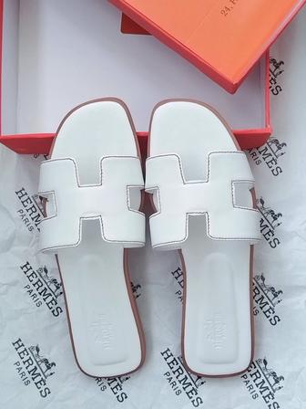 Шлёпки Hermes