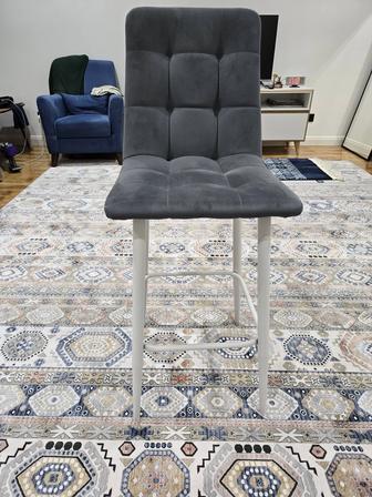 Продаем барные стулья!