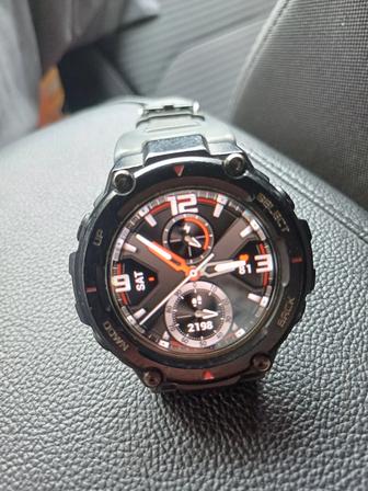 Продам часы Amazfit T-Rex