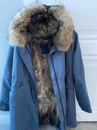 Парка зимняя в отличном состоянии