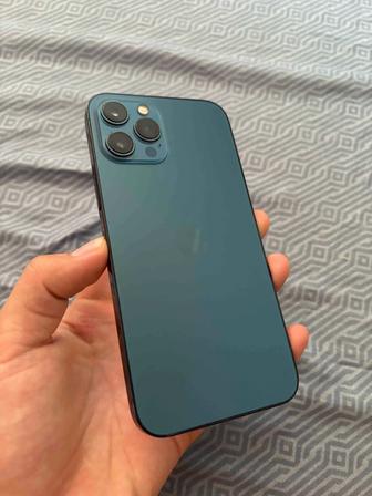 iPhone 12 Pro Max в отличном состоянии