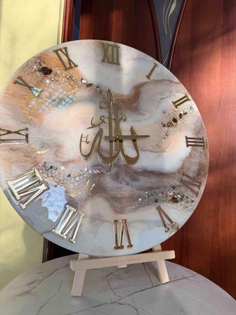 Часы из эпоксидной смолы