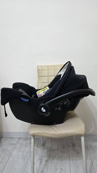 Детское автокресло