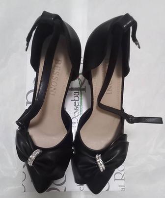 Женские туфли