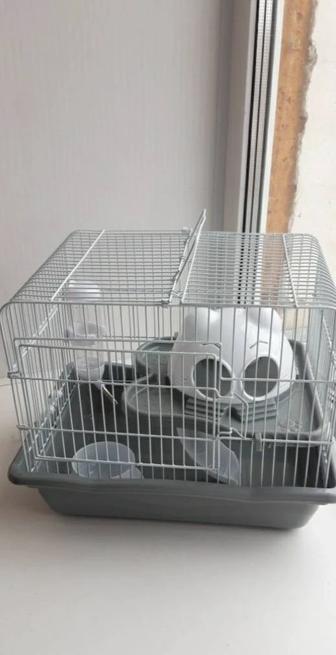 Продам клетку для питомцев