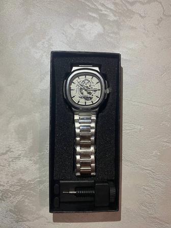 Часы мужские Элегантные