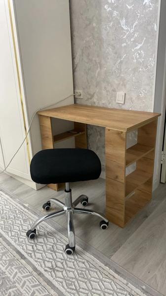 Стол с креслом срочно