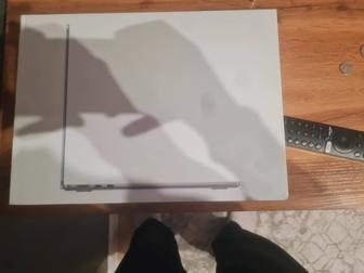 продам макбук эйр 13 м2