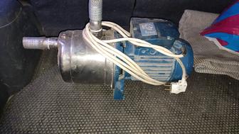 Продам мотор для перекачки чистой воды