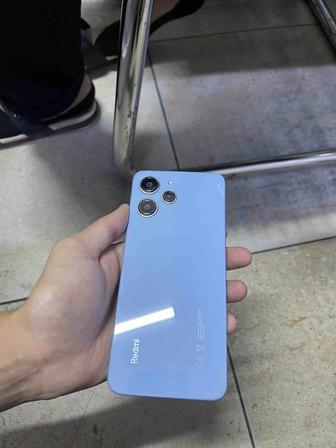 Продам Redmi 12 в голубом цвете