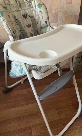 Стол для кормления