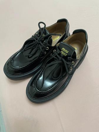 Трендовые Лоуферы miumiu