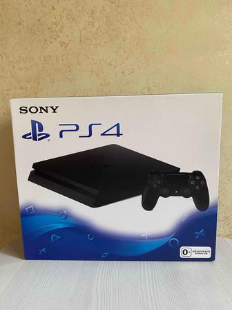 PlayStation 4 Slim в отличном состоянии!